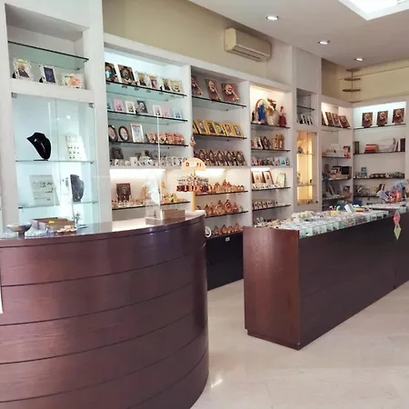 Ξενοδοχείο Pace 3*