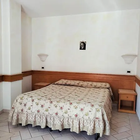 Pace Szálloda San Giovanni Rotondo