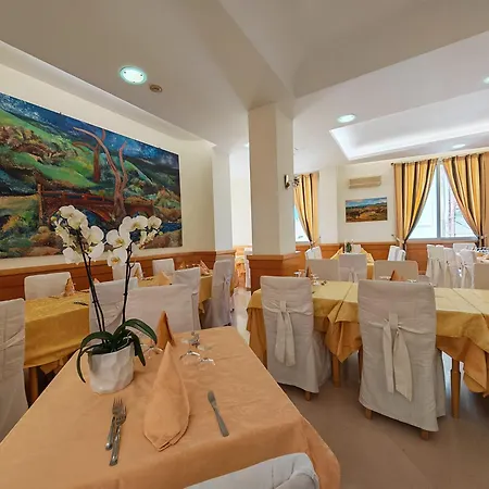 Pace Σαν Τζιοβάνι Ροτόντο