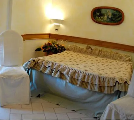 Pace Szálloda 3*